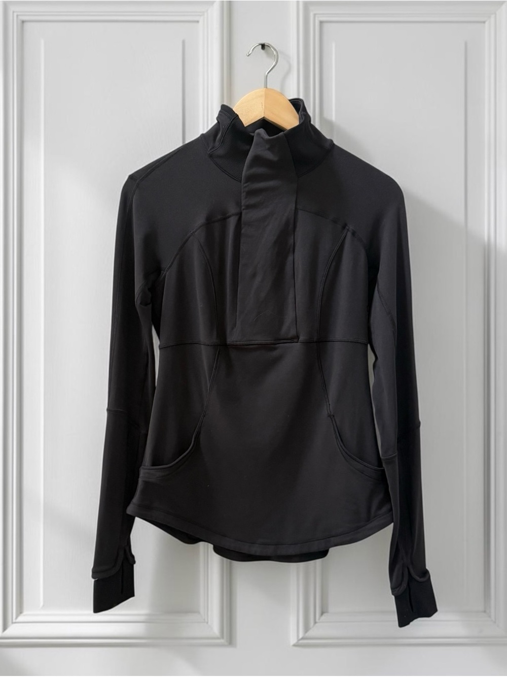 Lululemon Women’s Black Quarter-Zip Active Performance Pullover! Size 8! EUC!